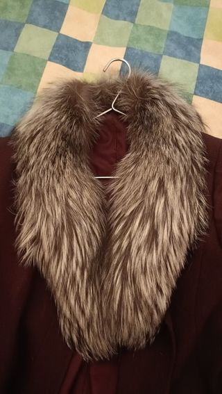 Cuello y puños efecto zorro