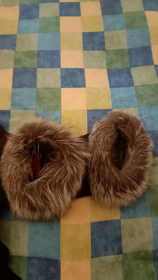 Cuello y puños efecto zorro