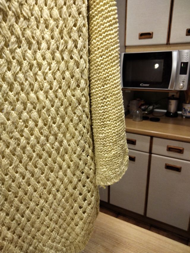 Jersey rejilla amarillo .50 de hombros y65 de larg