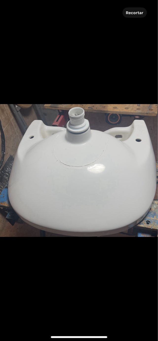 Lavabo de porcelana blanco