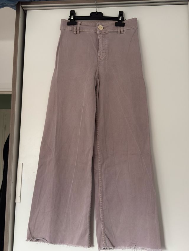 Vaqueros niña en color rosa palo. 