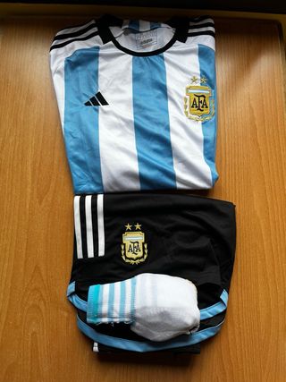 Equipación Argentina 2022 Adidas