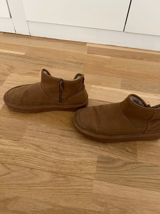 Botas de pelo niña marrones