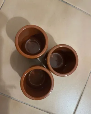 3 Vasetti in terracota