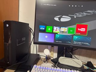 Xbox One 500 GB con Mando y Juego