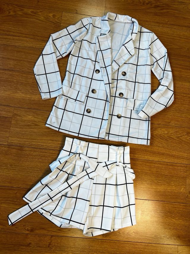 Conjunto Blazer y Shorts Cuadros