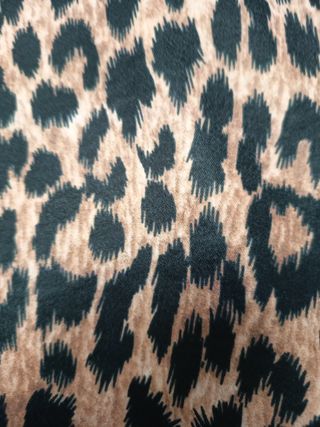 Blusa tirantes estampado leopardo encaje