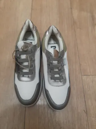 Zapatos D'ANGELA Blanco y Plata