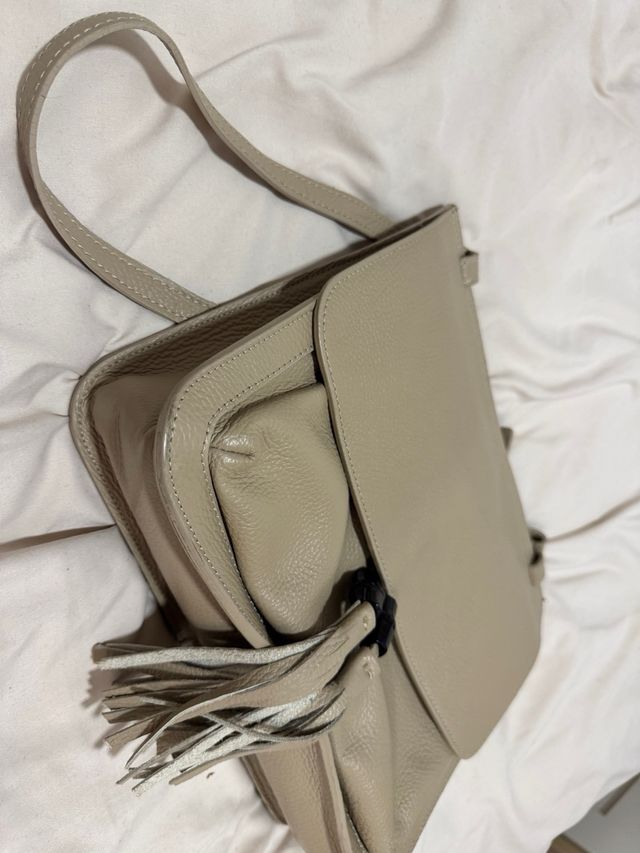 Bolso italiano de cuero para mujer.