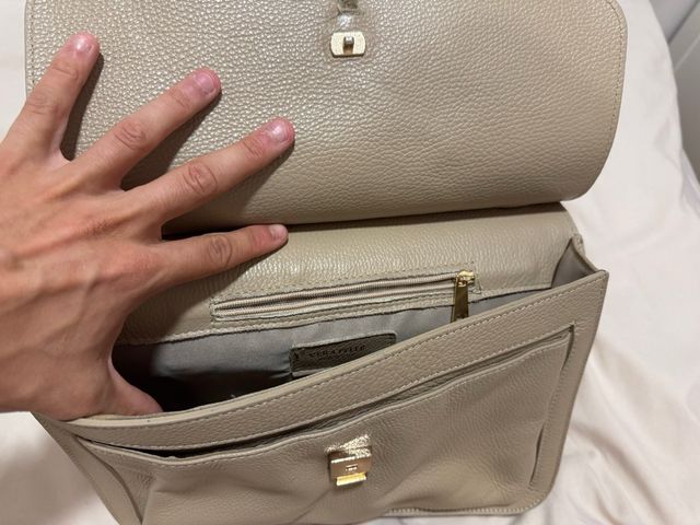 Bolso italiano de cuero para mujer.