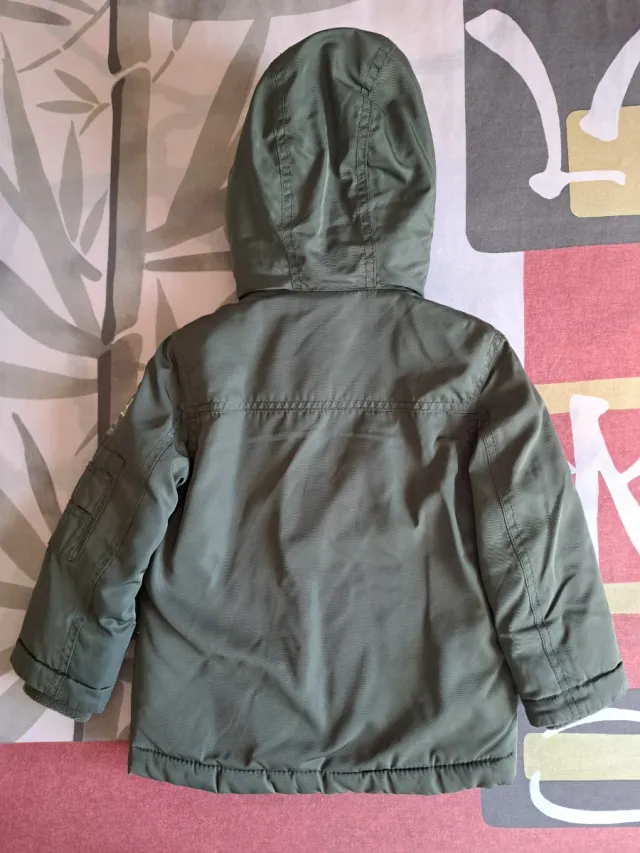 Abrigo invierno niño 92 cm color verde marca C&A