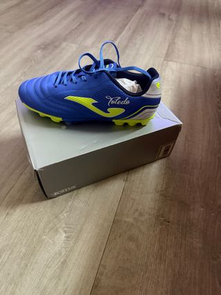Scarpe da calcio Joma Toledo nuove