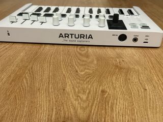 Arturia Minilab 3 Teclado Controlador MIDI