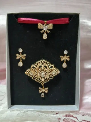 Aderezo Regional Infantil Dorado