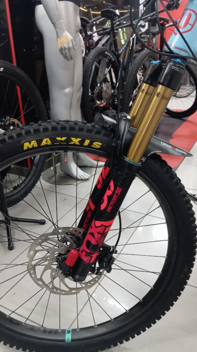 Suspensão Fox 36 Factory