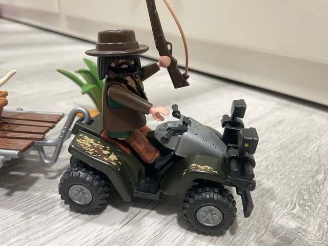 Playmobil selva cazador y remolque.descat ref:4834