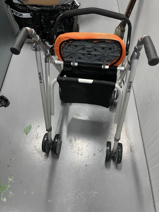 Tacata per adulti con sedile