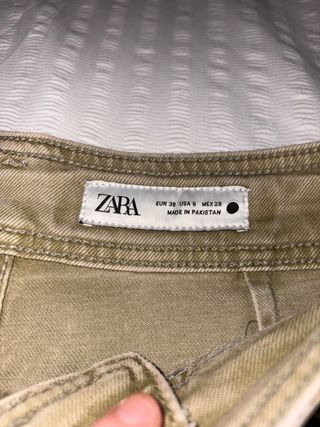 Pantalón ancho verde oliva