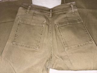 Pantalón ancho verde oliva