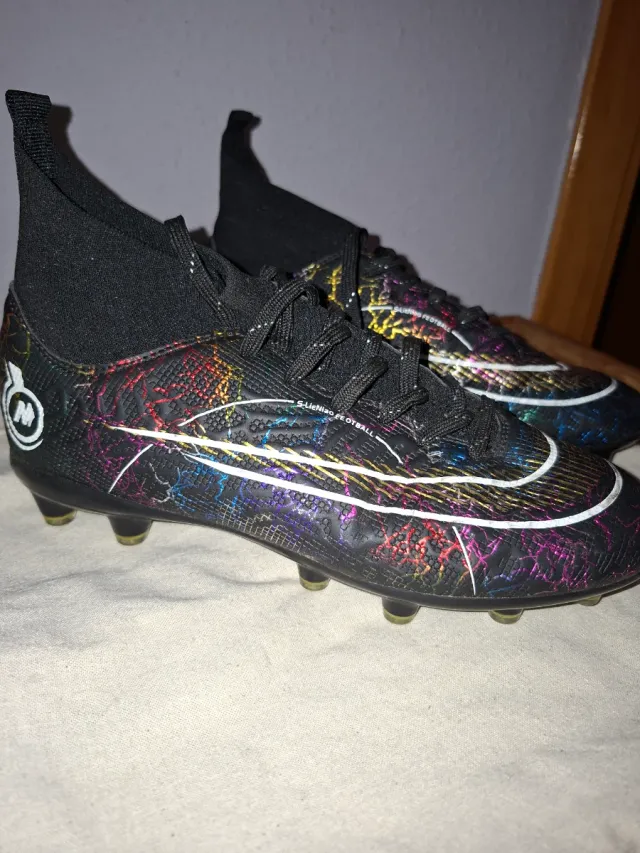Botas de fútbol