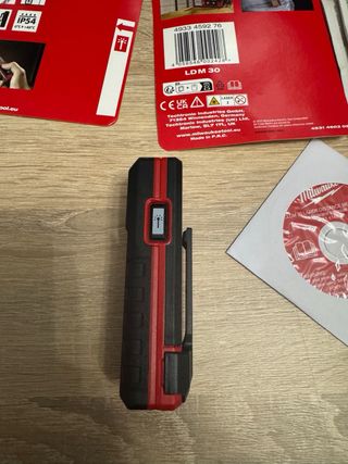 Láser de medir Milwaukee LDM 30