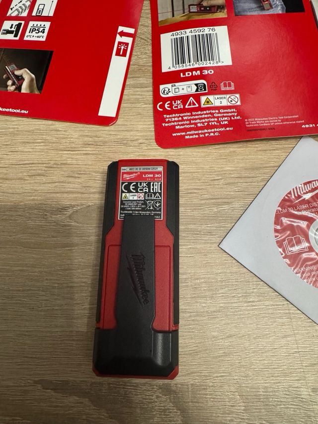 Láser de medir Milwaukee LDM 30