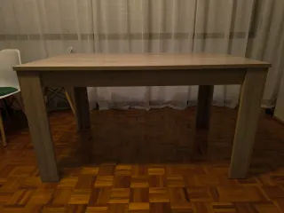 Mesa comedor extensible madera.