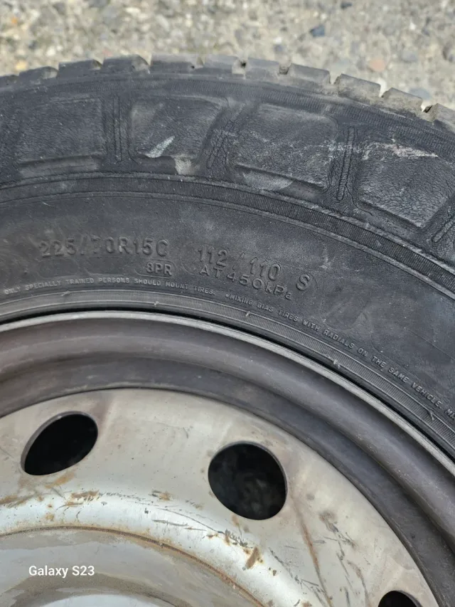 Ruedas 225/70/15C Peugeot Boxer dot 2021