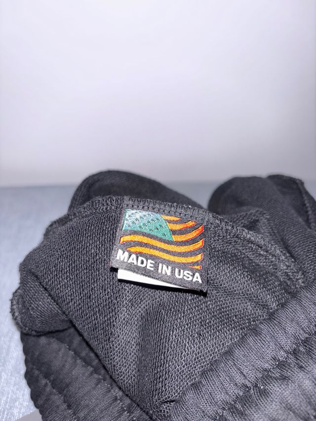 Pantalón corto Denim Tears negro, totalmente nuevo