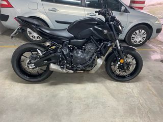 Yamaha MT07 2024 Negra