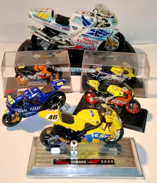 Modellini Moto Yamaha 46 Nastro Azzurro