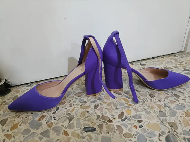 Zapatos de tacón, morados talla 38