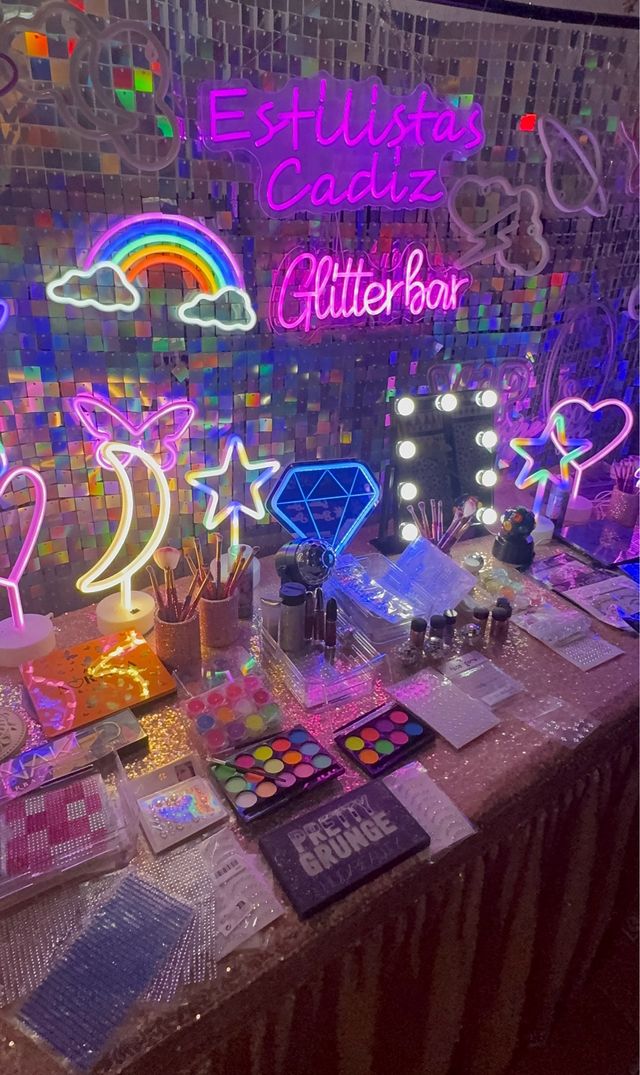 GLITTER BAR & BEAUTY CORNER ( Cadiz y Sevilla )