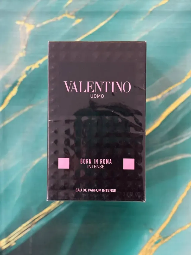 Valentino Uomo Eau de Parfum Intense