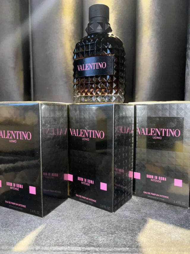Valentino Uomo Eau de Parfum Intense