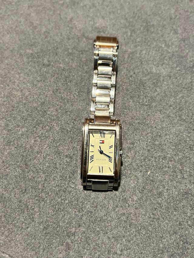 Reloj Tommy Hilfiger Mujer Plateado