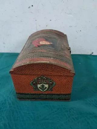 Lata vintage decorada