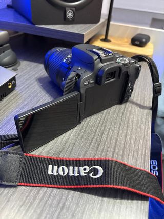 Canon EOS 200D CámaraDigital Negra +objetivo 18-55