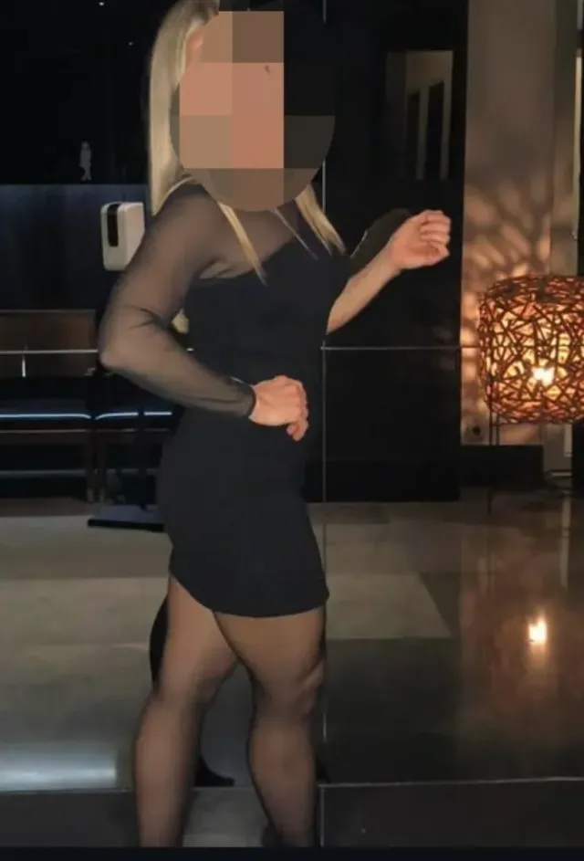 Vestido fiesta Zara negro manga transparente