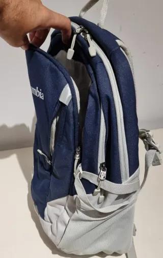 Mochila Columbia Azul y Gris con perfil rigido