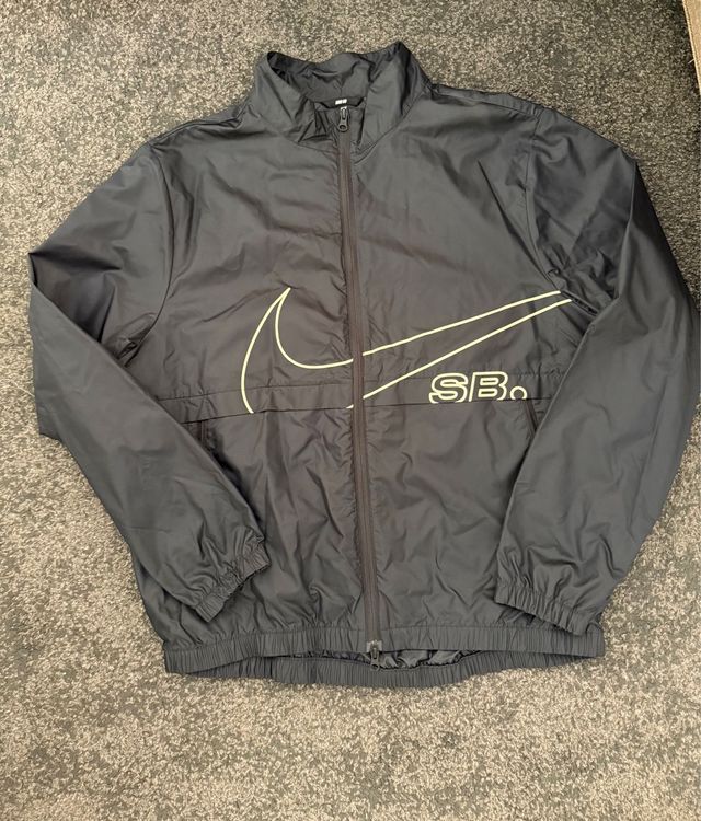 Cortavientos Nike SB Storm-FIT Negro/Gris