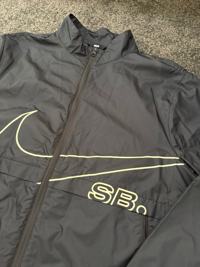 Cortavientos Nike SB Storm-FIT Negro/Gris