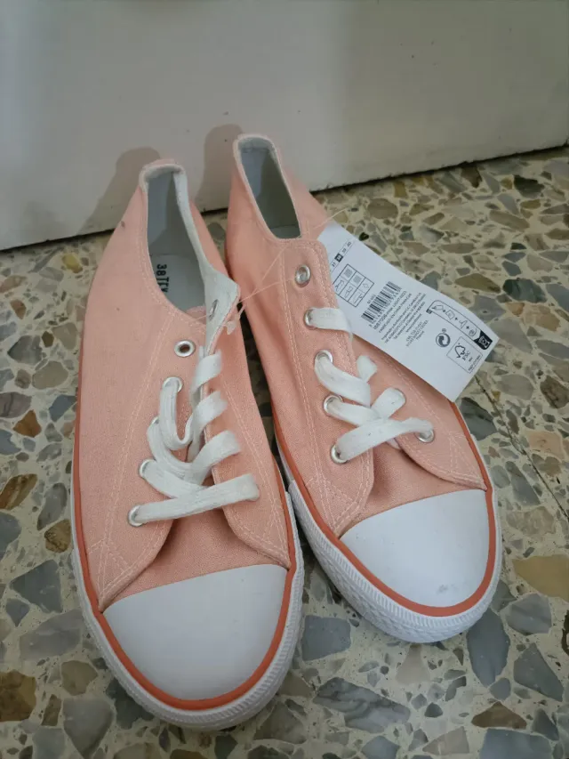 Zapatillas estilo Converse salmón talla 38