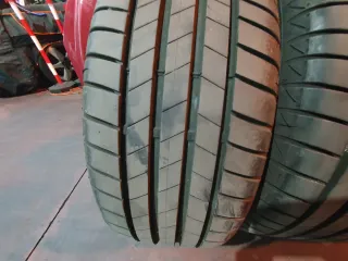 LLANTAS CON NEUMATICOS 215/50R17 95W MONOVOLUMEN