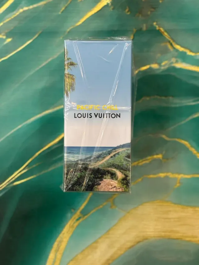 Perfume Louis Vuitton Azul y Dorado