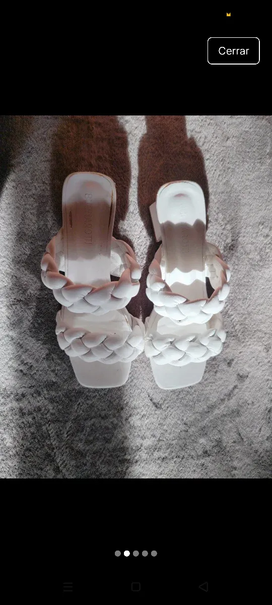 Sandalias de mujer blancas tejidas