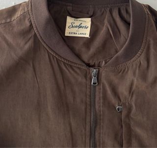 Cazadora Bomber Marrón Scalpers.