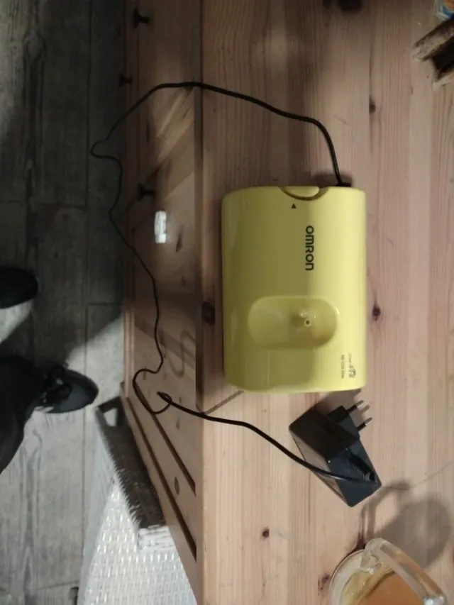 Nebulizzatore Omron Air Giallo