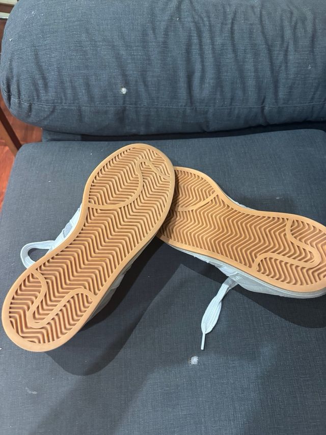 Adidas Campus 00s Gris  
