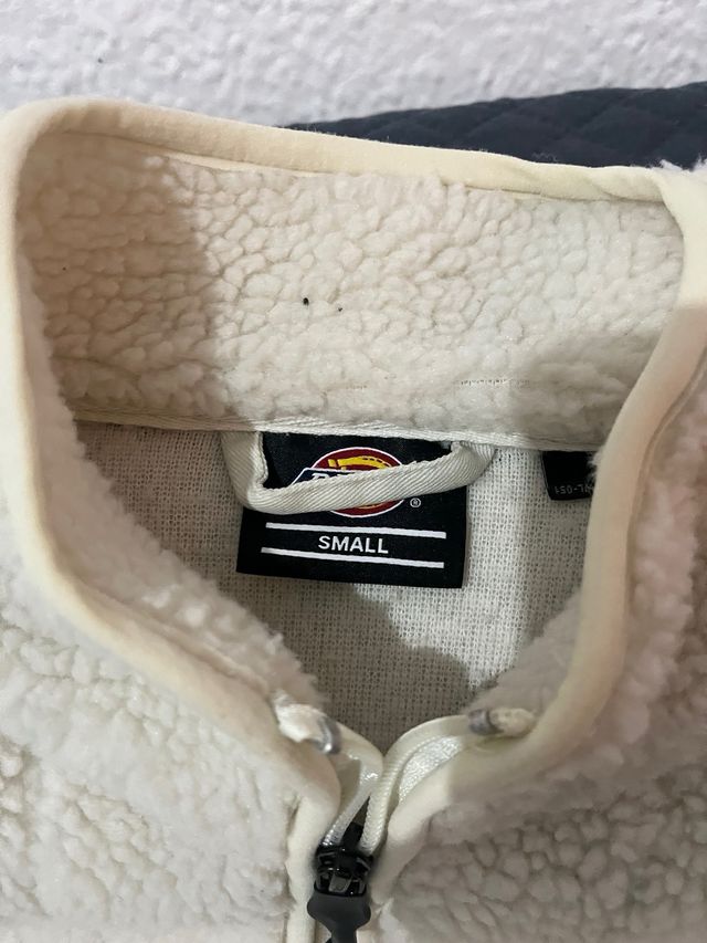 Abrigo Dickies Beige Sherpa